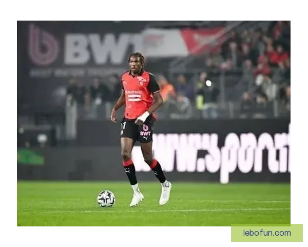 切尔西利物浦拜仁竞逐雅凯转会谈判全面升温豪门三强同步推进引援博弈加剧